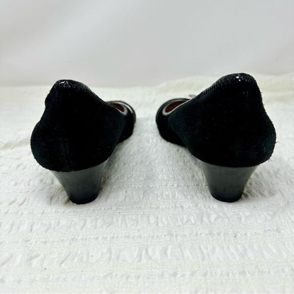 Michael Kors Suede Buckle Low Wedges- Size 9 - Picture 4 of 13